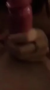 极品騷屄口爆吞精，床上也是风骚无限